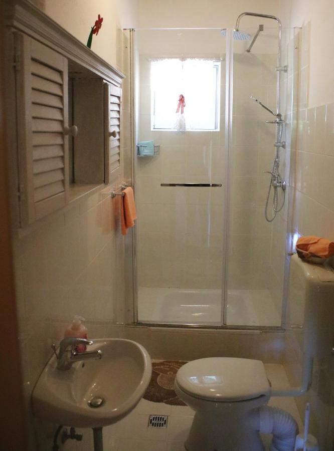 Apartments & Rooms Neno ทริบานี-ครุสชิซา ภายนอก รูปภาพ