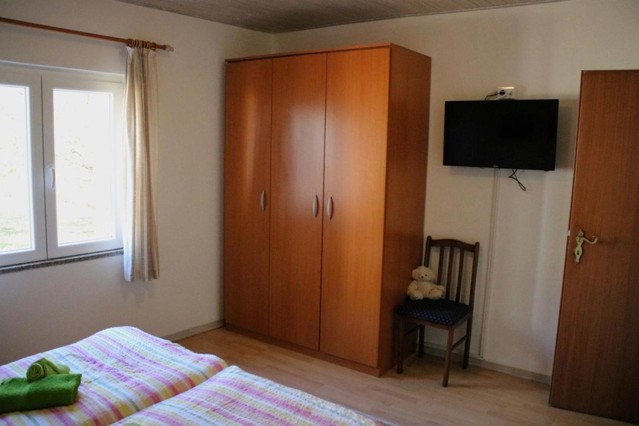 Apartments & Rooms Neno ทริบานี-ครุสชิซา ภายนอก รูปภาพ