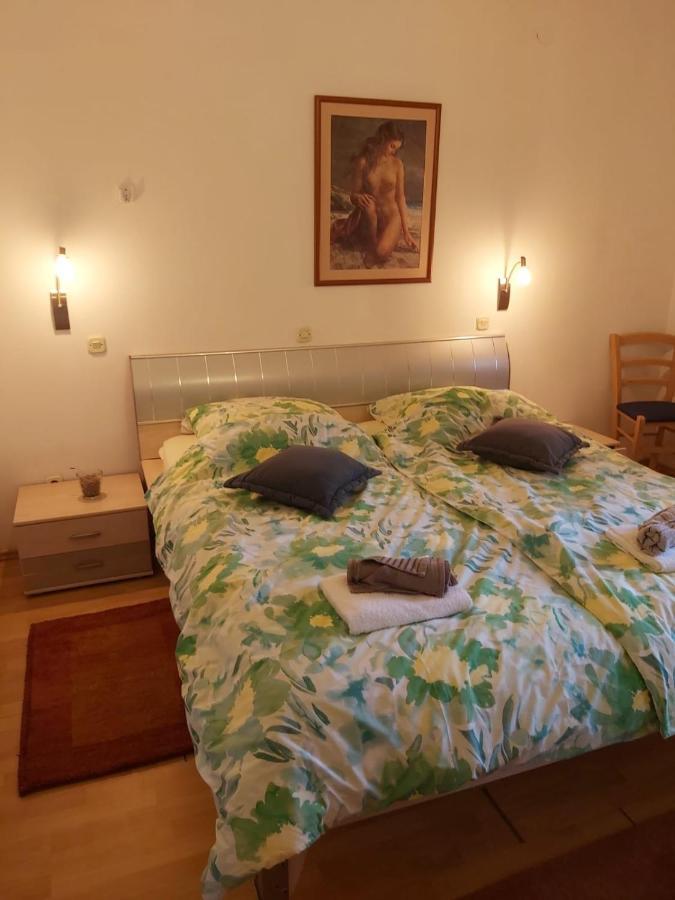 Apartments & Rooms Neno ทริบานี-ครุสชิซา ภายนอก รูปภาพ